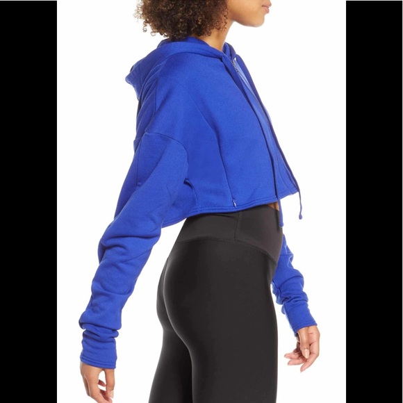 ALO YOGA EXTREME CROP HOODIE - Picture 4 of 13